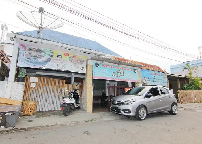 Arjuna Hostel Semarang